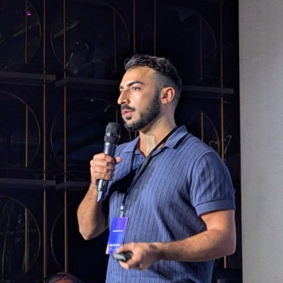 Huxwell_'s profile picture. Builder. I ship software, attend hackathons, and break things to understand them. Eng Manager / SWE @WalletConnect