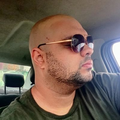 JohnCardos63433's profile picture. 