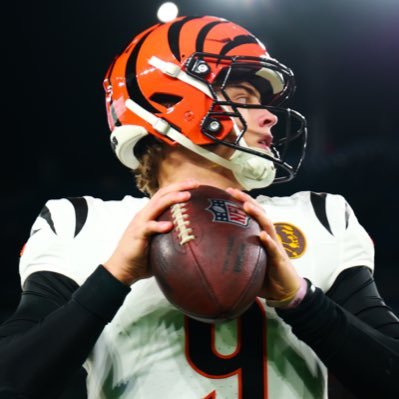 FieldConqueror's profile picture. The North Belongs to 𝟗 ⌯ Every throw is inevitable, every 𝐖 is earned. From Baton Rouge gold to jungle stripes, the standard 𝙣𝙚𝙫𝙚𝙧 changed. 〆 Not @JoeyB.