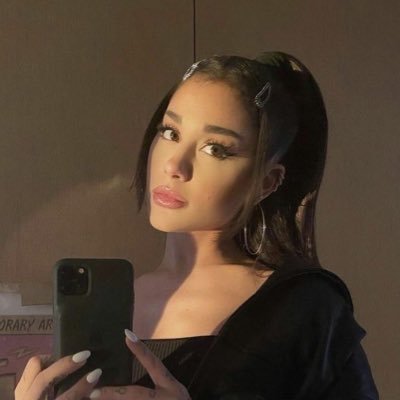 illictfolklore's profile picture. ◍࣪ 𓂃 𓐆𝘕𝘦𝘷𝘦𝘳 𝘣𝘦 𝘴𝘰 𝘬𝘪𝘯𝘥 𝘠𝘰𝘶 𝘧𝘰𝘳𝘨𝘦𝘵 𝘵𝘰 𝘣𝘦 𝘤𝘭𝘦𝘷𝘦𝘳. #TaylorSwift #Bookstan #Formula1 — 𝐓𝐡𝐞 𝐄𝐫𝐚𝐬 𝐓𝐨𝐮𝐫 𝟐𝟔/𝟏𝟏.