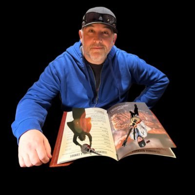 DrGuitar's profile picture. Handsome. Resident Chordiologist. Lower your blood pressure and raise your volume knob. 🎸