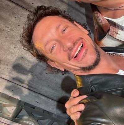 magiavazquez_'s profile picture. 🔗 | “siempre es hermoso verte” - “te quiero mucho” - by: nico vazquez. |