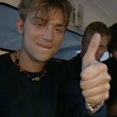 onionstardust's profile picture. caroline konstnar enjoyer