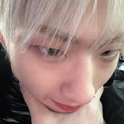 piwongays's profile picture. no doy mas wacho llevame con vos JIUNG hnito por favor wacho levantate xq no te quedaste en casa wacho turro chispa veni vamo Ah tomar tussi y curtir el mambo