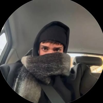 cantbeoslo's profile picture. Архангел
