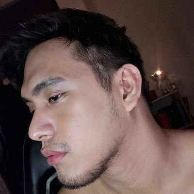 reiraneru's profile picture. ♌️/ 5'7/ outdoor activities/ gym/ music/ singer sometimes/ foodie/ coffee/ reader/ into beaches/ art/🐱/ ML ID: 549339492