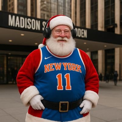 _BillyHoyleofNJ's profile picture. Everything in moderation,  including moderation.  Devoted husband father. Die hard #Knicks and #GiantsFootball fan. Sneakerhead.
