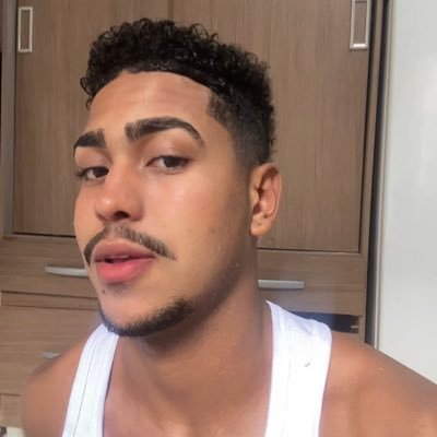 hitalobacelar's profile picture. 