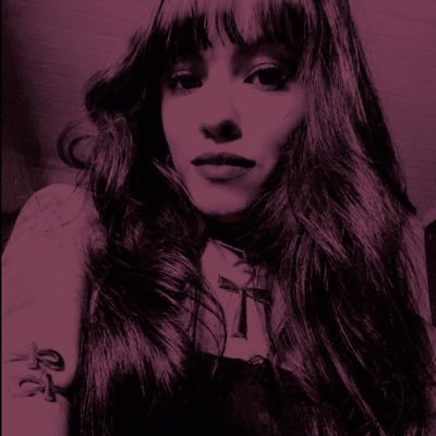 lavandermxon's profile picture. amo meu namorado, filmes de terror, vampirismo, músicas entre outras coisas super maneiras