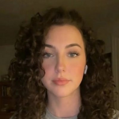 kazylnn's profile picture. rotate tweet-shaped objects: https://t.co/gv7nAsvOb3