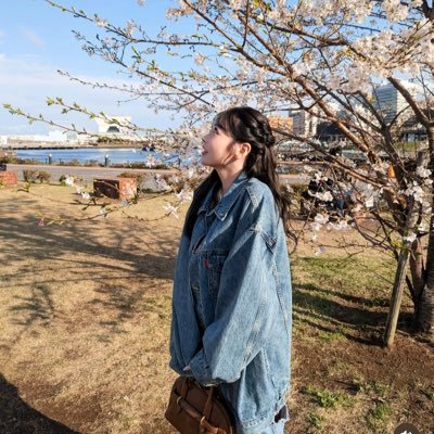 cutegreen28's profile picture. 🌸大学院行く予定の理系28卒/色んな人とお話ししてみたいです！気軽に仲良くしてください✨