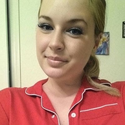 tamara_carp_'s profile picture. Smile often, love deep, stay soft.