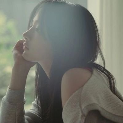 sunlitehyuck's profile picture. #BAEKHYUN ★ #HAECHAN ★ #NEWJEANS
living gently between starlight thoughts and warm melodies ✨🌌