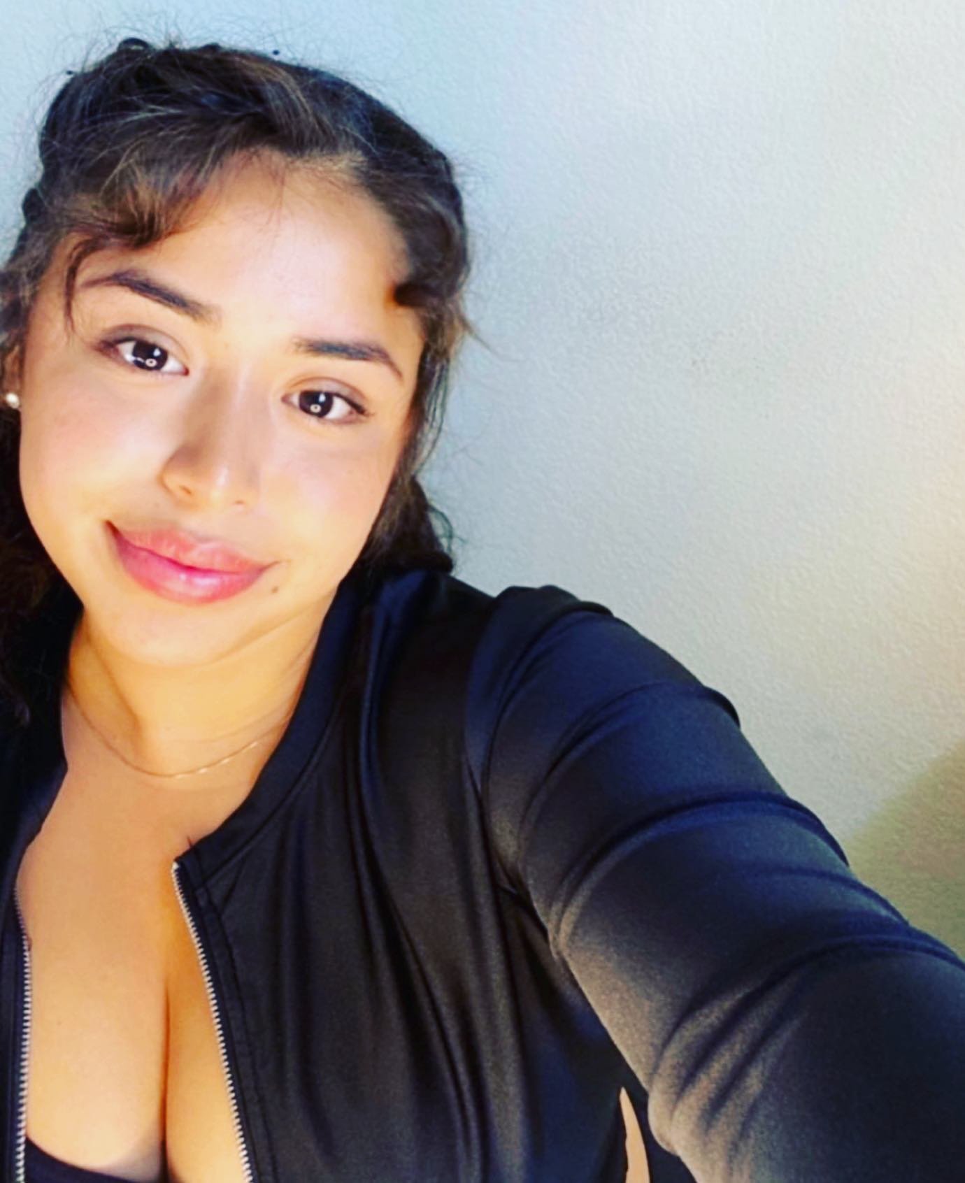 Eu52330409's profile picture. 