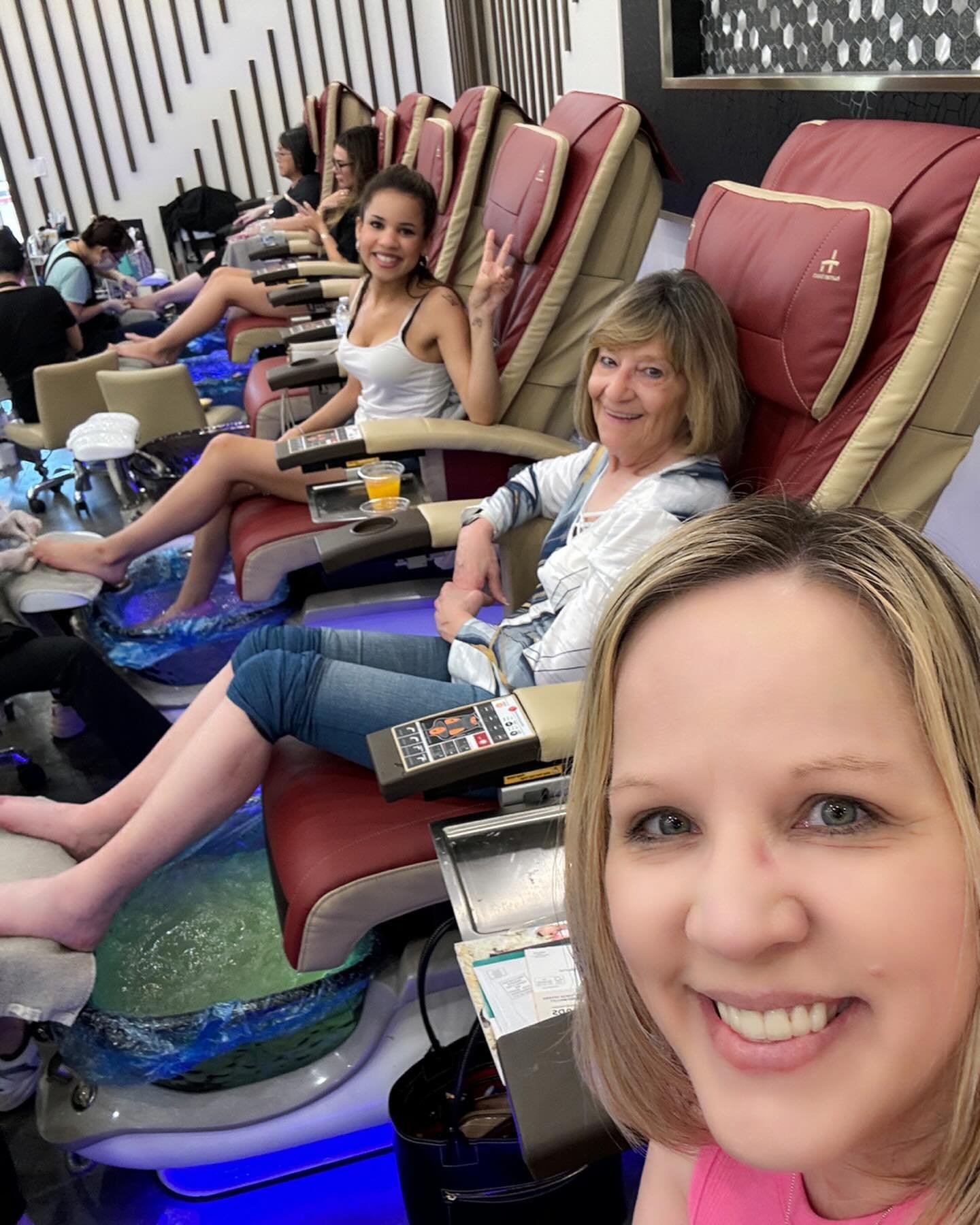 BorkowHaim's profile picture. 'Cause you might die, never the time, tryna start a battle