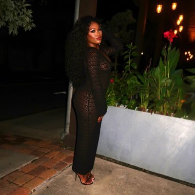 ambrielrm's profile picture. 