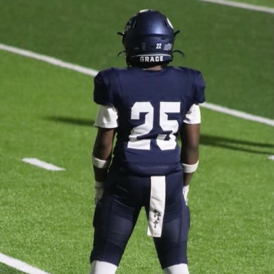 Jrdavis_24's profile picture. C/O 2030                                                                  5”7 165lb RB                                                Grace HS football