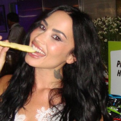 harrystwl's profile picture. escritora, publicitária & fangirl | @ddlovato, @onedirection, @Harry_Styles 27.04.14 | 14.12.22| 08.05.24 | 29.11.24