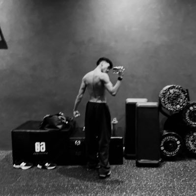 whoisgab21's profile picture. 5’11