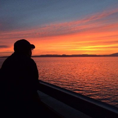 Dee_Tay_ler's profile picture. Building: https://t.co/GtCZzYbp6r | https://t.co/D20x85b68x | Washed Gamer | Illini | Thoughts are my own