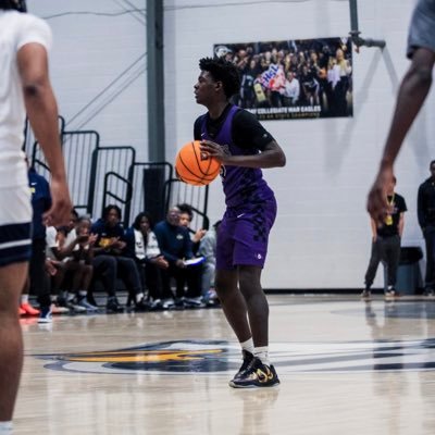 _thewilliamrose's profile picture. C/O 27’🎓•5’11 PG•First Baptist HS•3.5 GPA• IG-thewilliamrose_ email:rosewilliam35211@gmail.com ☎️8435681876