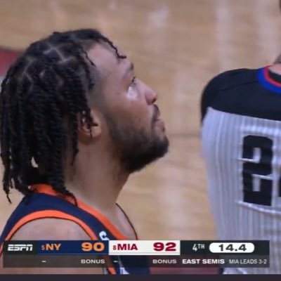 hyattwatcher's profile picture. 