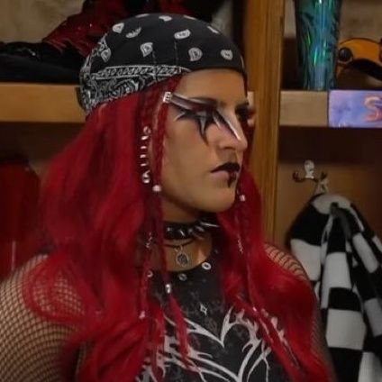 DementedAussie's profile picture. We call her Zaria a Powerhouse from Australia 🇦🇺  Nobody on her way have left without been hurt. Be careful to her it's not a joke.