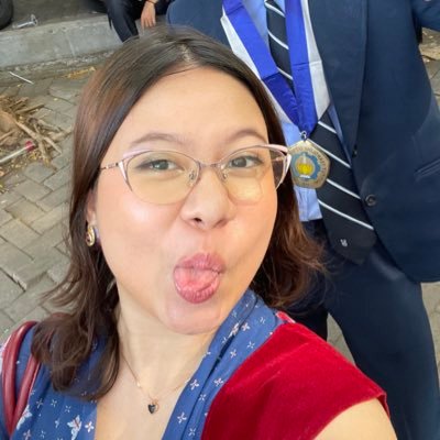 miss__alchemist's profile picture. All my tweets are harmless and no context monologues