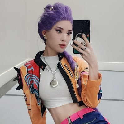 luckylai_'s profile picture. 🏆 Cosplayer / Cyber Oni Exorcist #VTuber | 2.0 媽媽: @mandusaru 爸爸: @fafafa_c | @YouTube & @GamerSupps Partner | 🎨: #LuckyVTArt