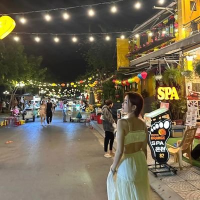 TrnHngNgc244747's profile picture. 