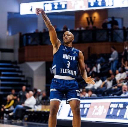 Taylor Thompson Profile