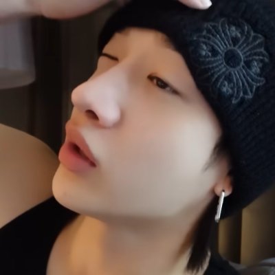 xexair's profile picture. #skzyaoiplug & #skzpoly truther | priv = reqs ok