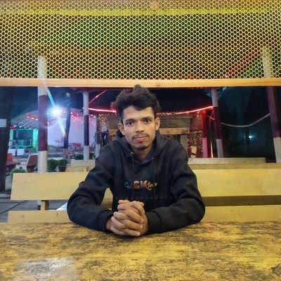 rohanali2332's profile picture. I'm a student 🖤