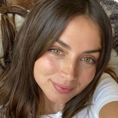 AnadeArmasReal's profile picture. OFFICIAL FAN PAGE OF ANA DE ARMAS. 🇺🇸

NOT IMPERSONATING