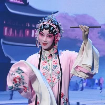 zhaojuzu's profile picture. 每一天都是一个新的开始。
Every day is a new beginning.
