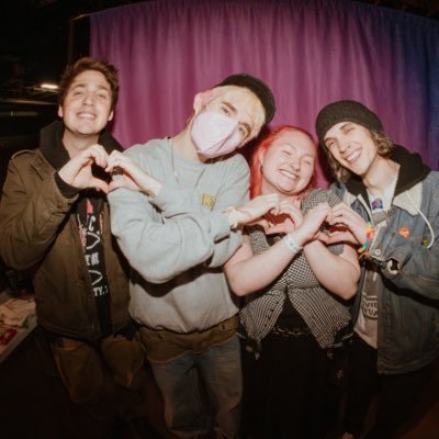 C0SMICDUSTS's profile picture. i wish my brain could sneak away ˚ ✩ ꩜