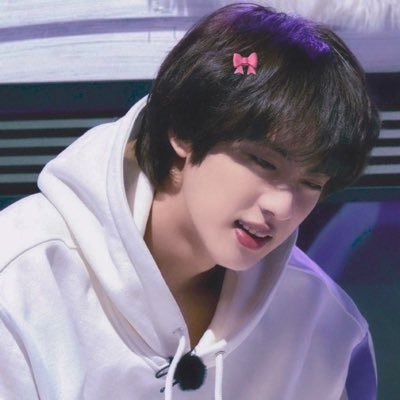 Nivik123's profile picture. BTS (OT7)💜 ARMY!!!!!! SOLOS STAY AWAY !!