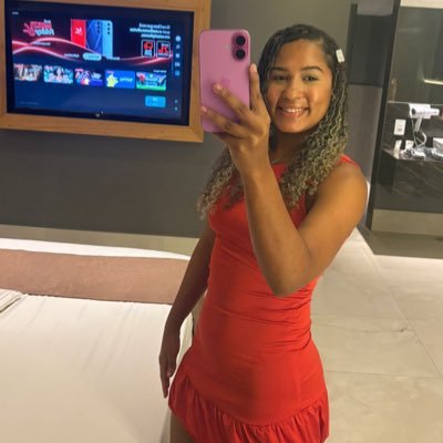 ketelyn_santtos's profile picture. protegida por Deus 🦋🙏🏼 .            Kalleb 💙 Deus e fiel 🙏🏻🤍