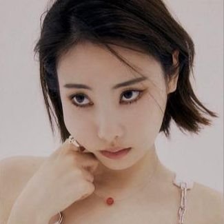 pluz82press's profile picture. vestido velho da marca metamorphose #egltwt