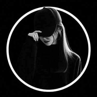 itsjiyabi's profile picture. me, myself and peace.