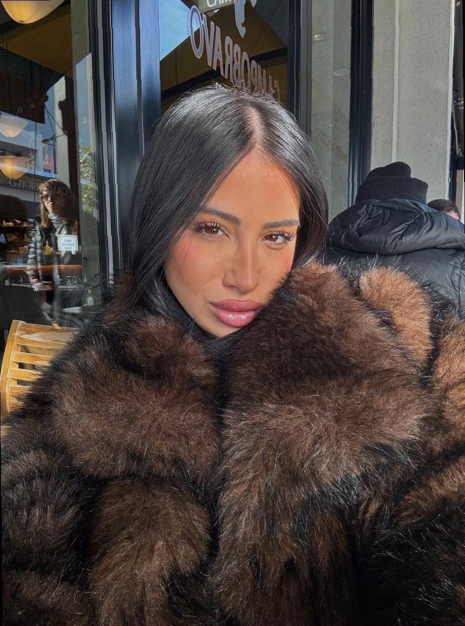 vijay47769450's profile picture. i break rules, sprinkle kindness, wink