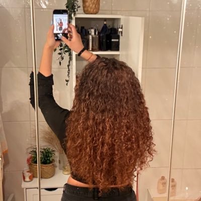 cestpasiris's profile picture. matrixé par la culture et mon Caribbean