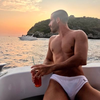 carugi_'s profile picture. 🪬 live in Rome 🇮🇹 nerd👾 || 🗝️ my video here https://t.co/IZX3j04kkm