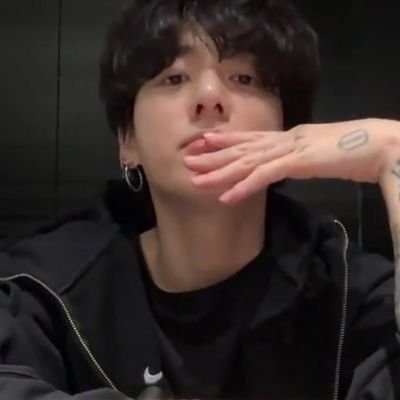 kkyukith's profile picture. for my 2M sellers duo ❤️‍🩹 
just a fan account, following all rules of X.