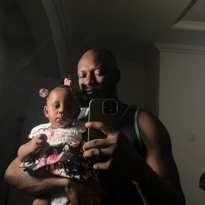 bayofarayola's profile picture. Love God, Let God