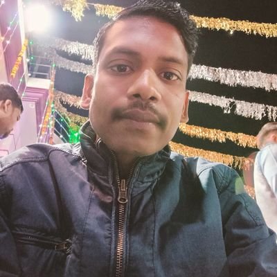 Shobhit58012511's profile picture. 