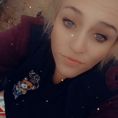 DianneLyndsi's profile picture. A whole lot of (serious) fun!!