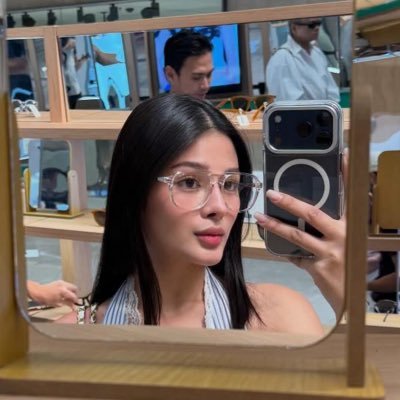 kykyszzz's profile picture. 