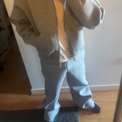 rexyz_gfx's profile picture. 