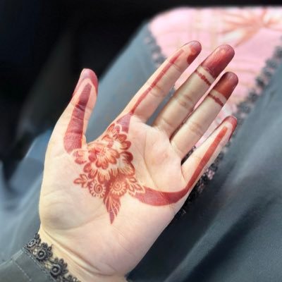 fatimaalmarri31's profile picture. تفـداك روح و تفدا سنينك سنينـي ♡.